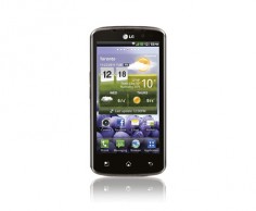 LG Optimus 4G LTE P935 photo