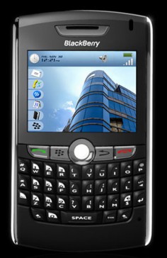 BlackBerry 8820 تصویر