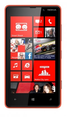 Nokia Lumia 820 fotoğraf